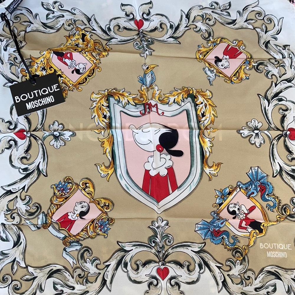Moschino boutique scarf